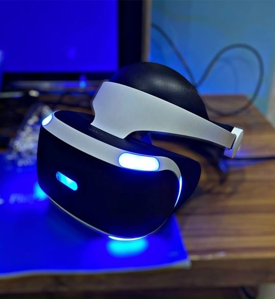 PlayStation VR очки,2 move,1 диск