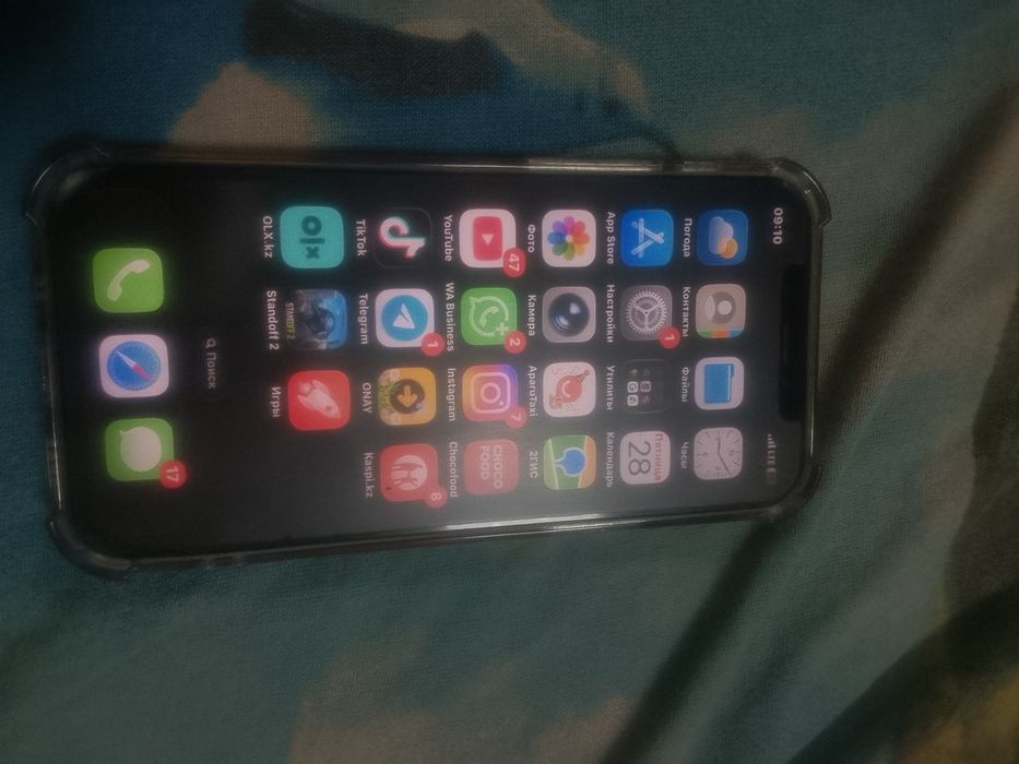 iPhone 12 mini на 64 гб