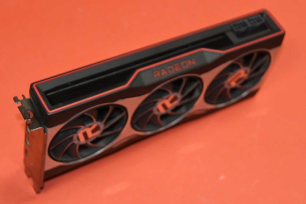 Видео карта AMD Radeon RX 6800 16GB Midnight Black Founder’s Edition