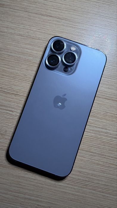 Продам IPhone 13 pro