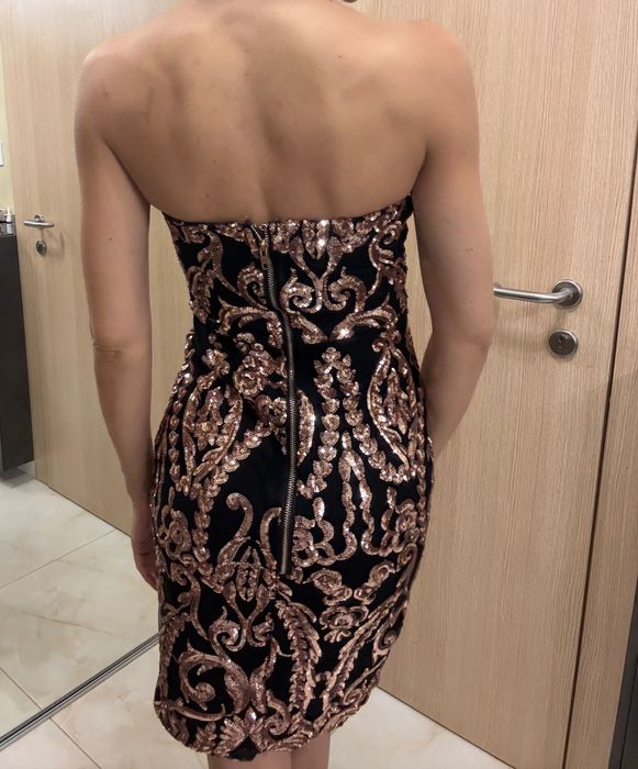 Официална рокля за зашеметяваща визия