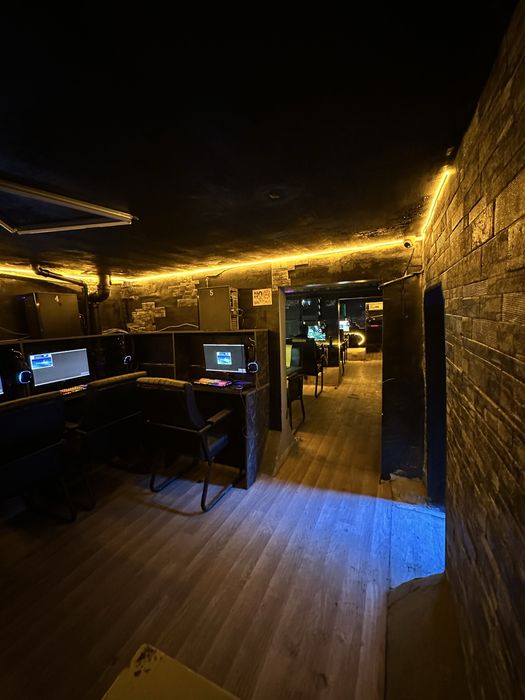 Psxona kompxona narsalari sotiladi joy arendaga beriladi