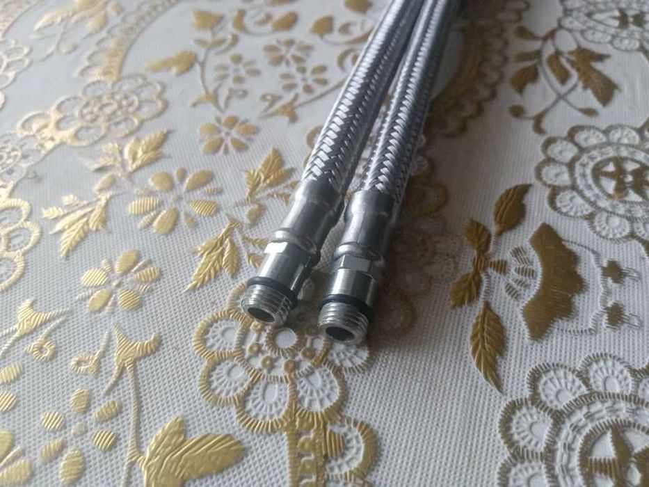 Продам шланги для смесителя.