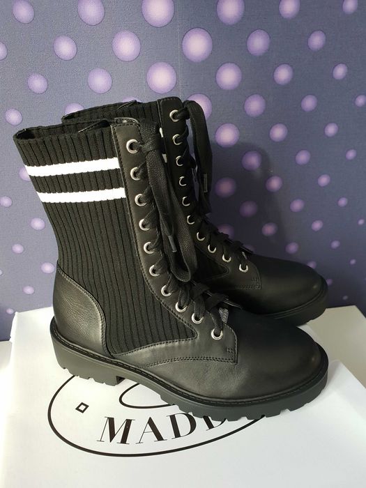 Steve Madden нови боти