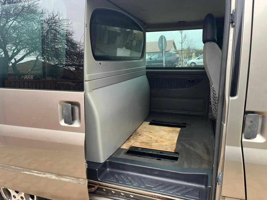 Vand urgent Ford Transit 2.0 tdi