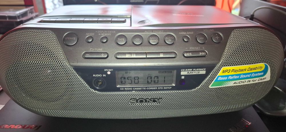 Radiocasetofon cu mp3 SONY CFD-S07CP