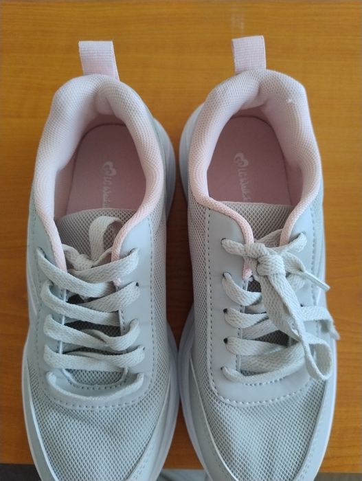 Маратонки за момиче