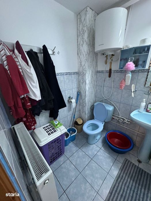 Vand apartament 2 camere Crihala, centrala gaz