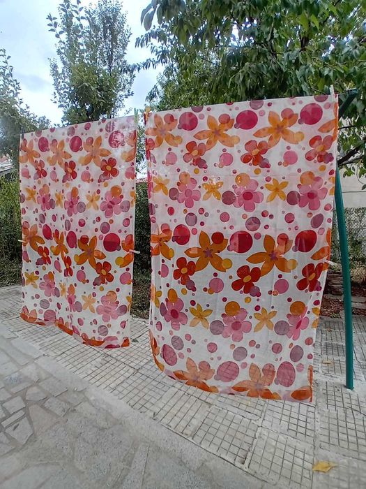 Пердета винтидж - ангелчета, оранжево, зелено, червена завеса, лампа