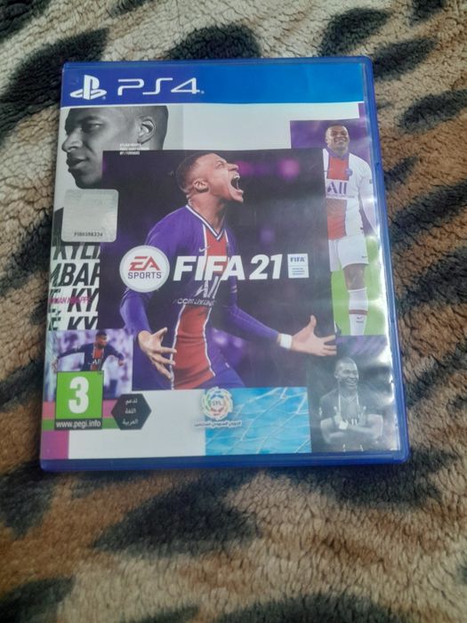 Фифа 21 работает
