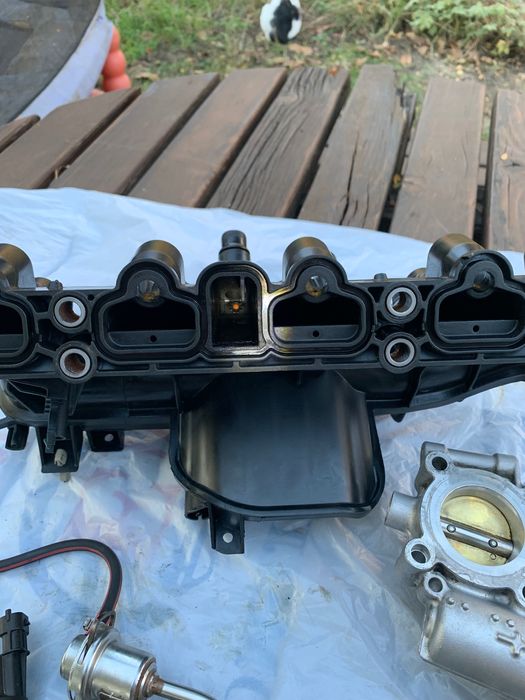 Всмукателен колектор Опел Астра J 2013