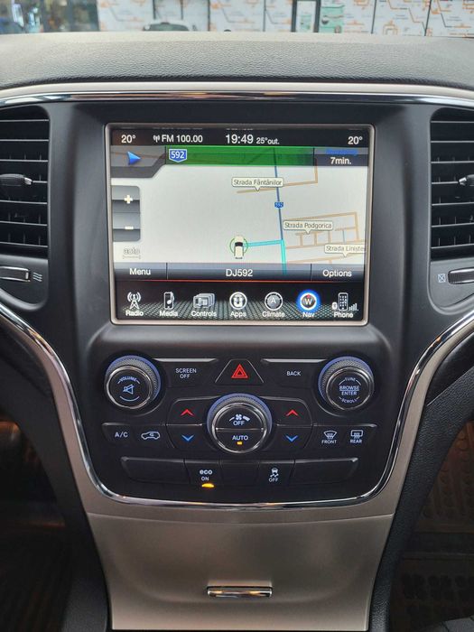 Jeep Grand Cherokee 3.0I CRD Laredo, an 2014 EURO 5, motor 3.0 diesel, CP 190, cutie automată