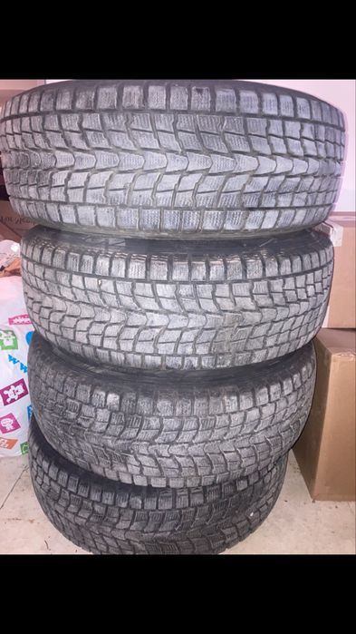Touareg 4 броя к-т джанти  със зимни гуми DUNLOP GRANDTREK SJ6,  235/65/17.