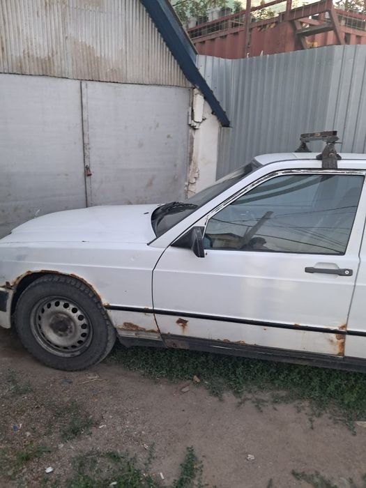 Продам двигатель, коропка АКПП