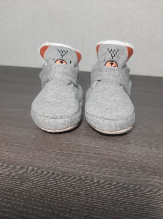 Продам детские пинетки