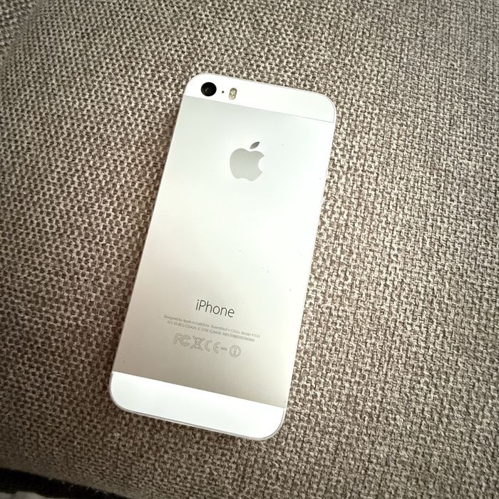 iPhone 5S, 64 Gb, серебристый