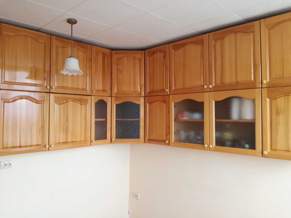 тристаен апартамент в град Казанлък кв. "Васил Левски"