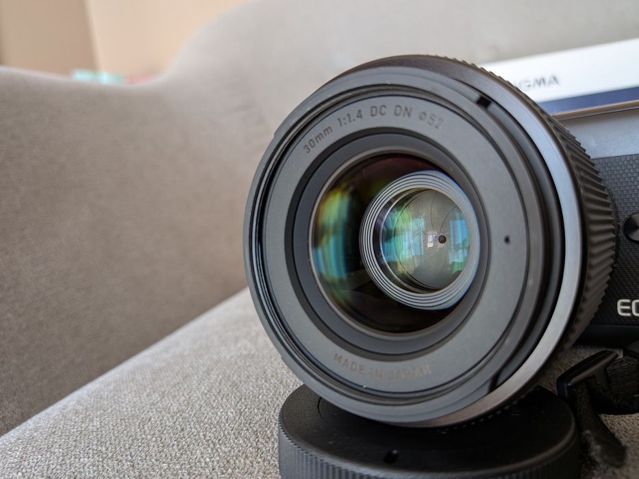Obiectiv Sigma 30mm 1.4 dc dn montura Canon EF-M