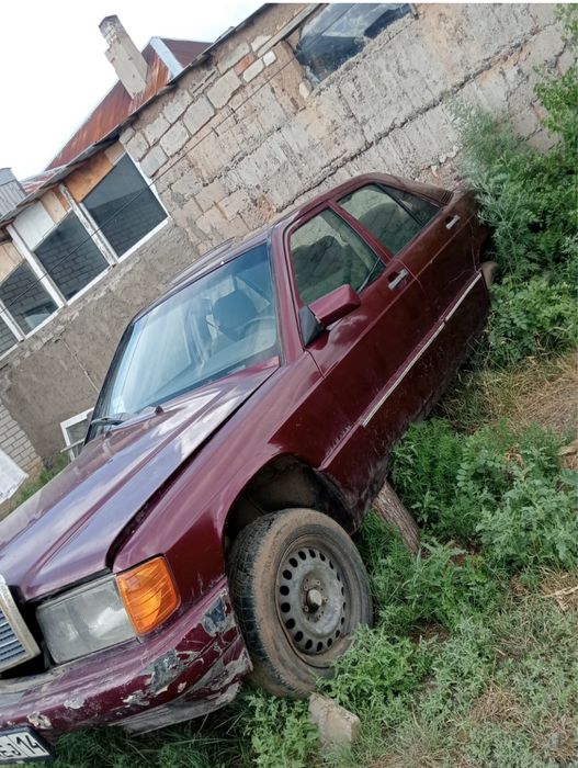 Mersedez-Benz 1989г