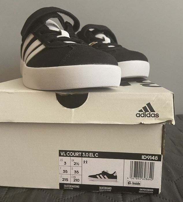 Маратонки на Адидас