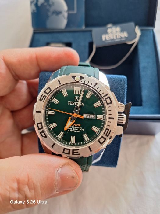 Festina Diver 20 Bar Неразличим от Нов