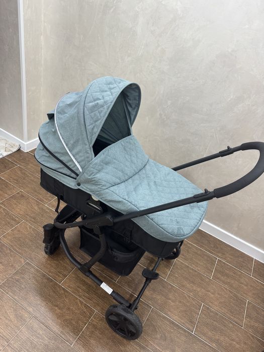 Коляска Tomix 2/1