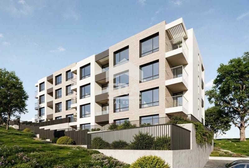 Тристаен ексклузивен апартамент за продажба, в новострояща се сграда н