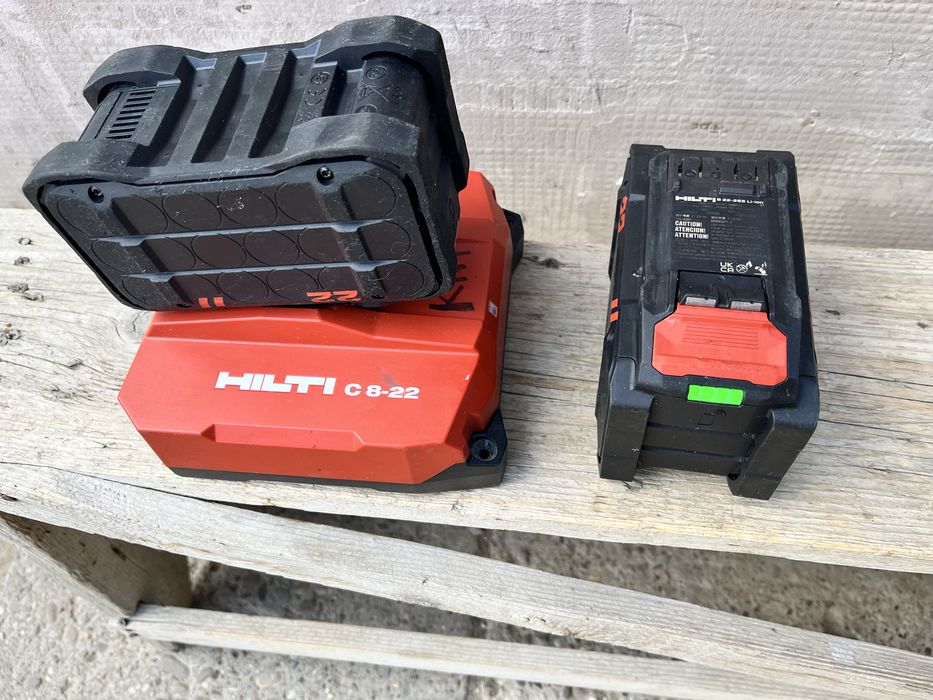 Hilti nuron bateri de 12 amp  si incarcator rapid c8 milawukee sabie fierastrau  impecabila  cu bateria de 5 amp  nu dewalt makita bosch