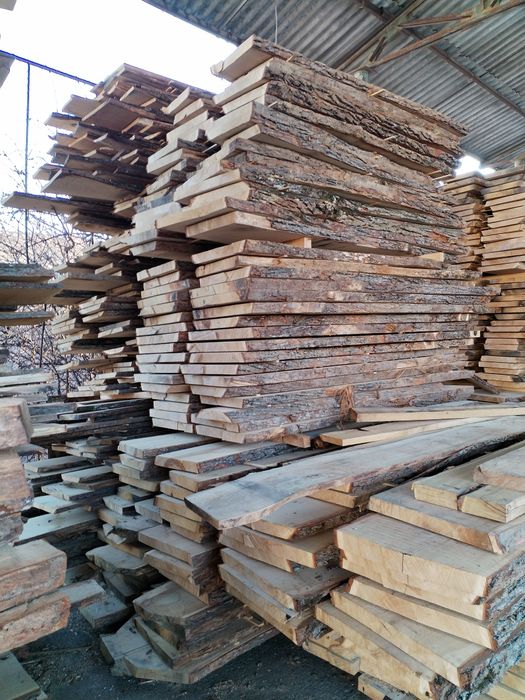 Grinzi stejar la comandă și cherestea stejar