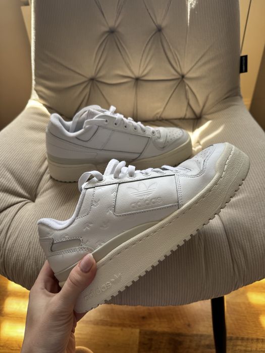 Adidas forum bold 39