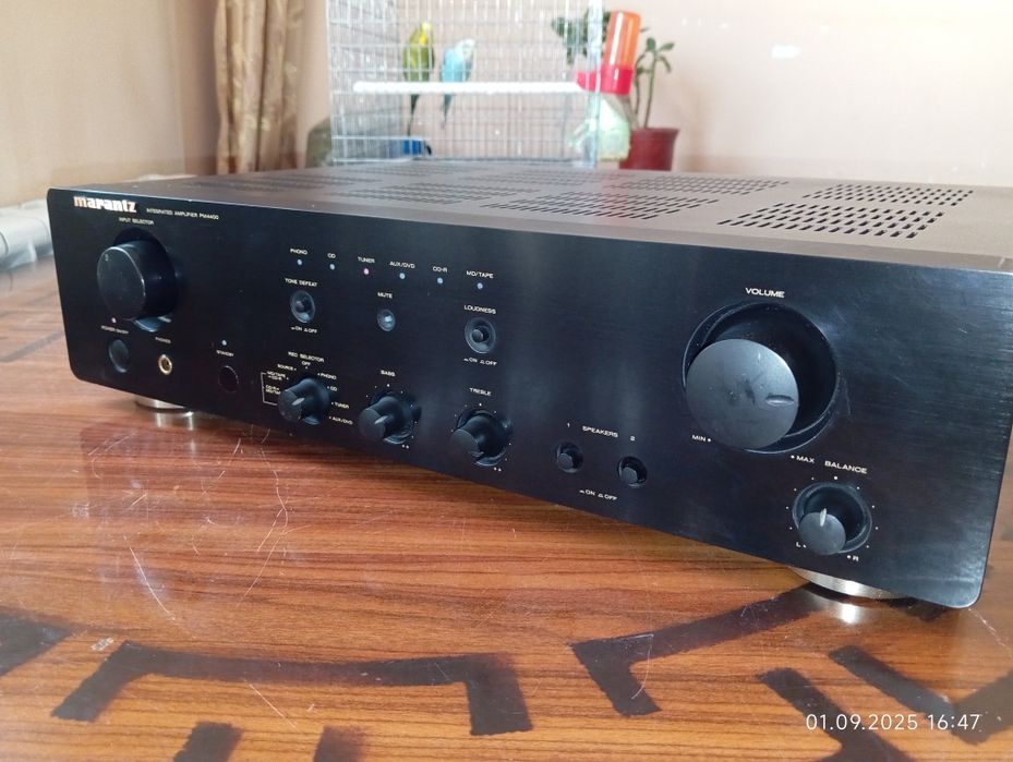 Усилитель  marantz. PM 4400.