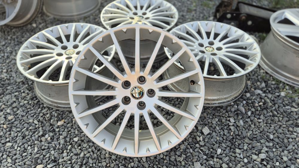Оригинални джанти Алфа Ромео 5/98 Alfa Romeo GT 5x98