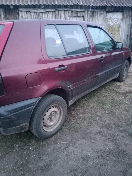 Продам Гольф 3, на ходу ездит,