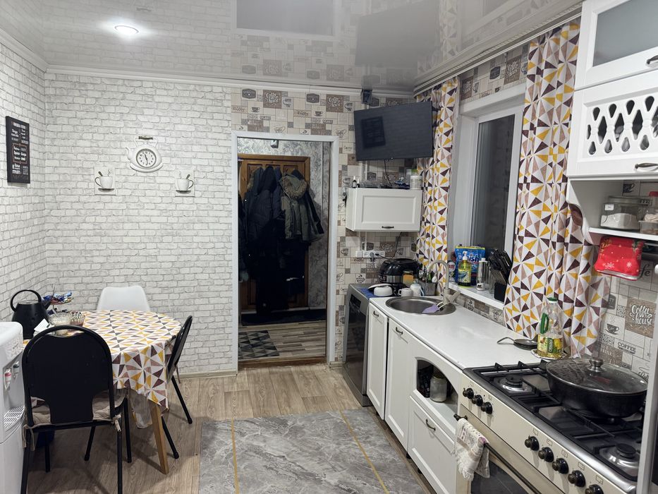 Продам дом, район стеклозавода.