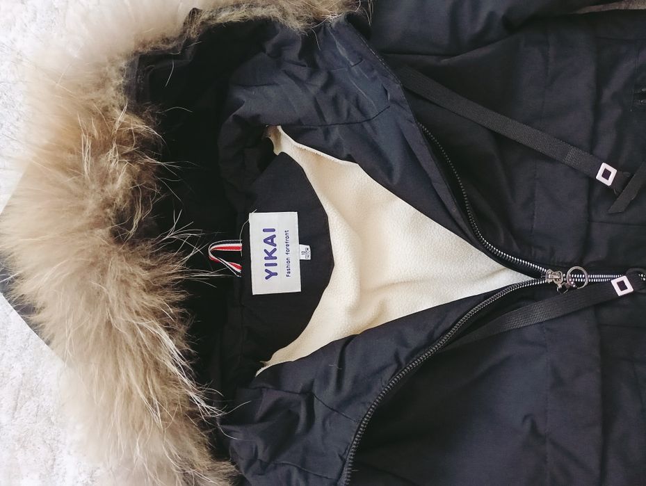 Отдам даром зимнию куртку