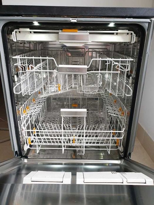 Knock2open - K2O - LED - XXL - Auto Open - Съдомиялна Miele - 60см