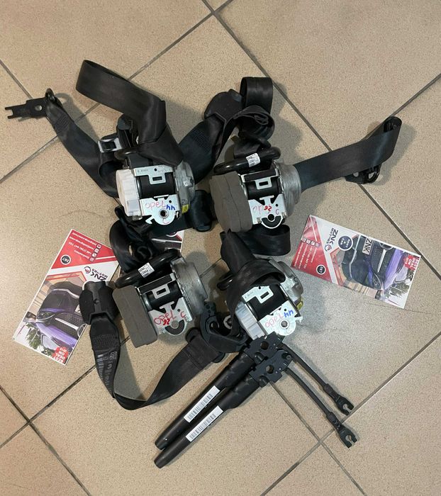 Opel GrandLand X set centuri de siguranta - centura fata / spate