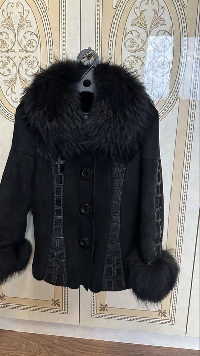 Дубленка черная