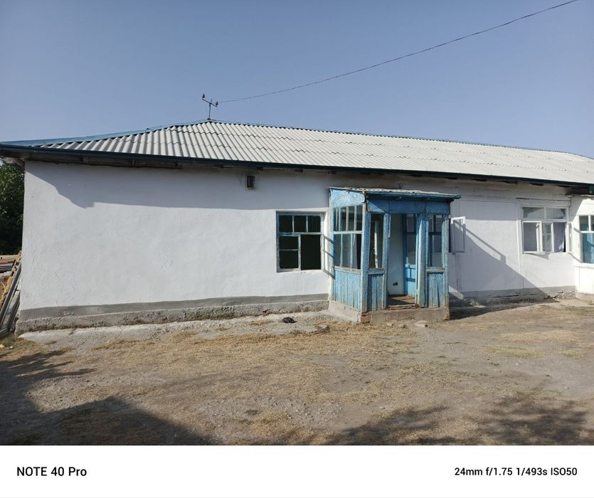 Ховли сотилади 0,8 соток 20 000 у. е.