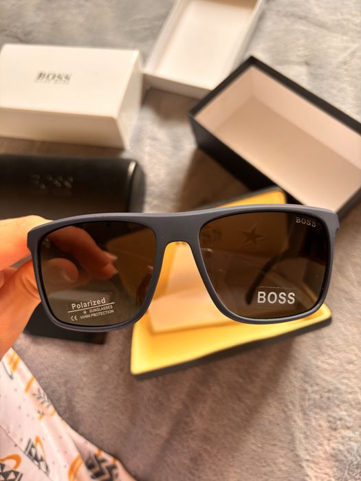 Очки Hugo Boss с коробкой