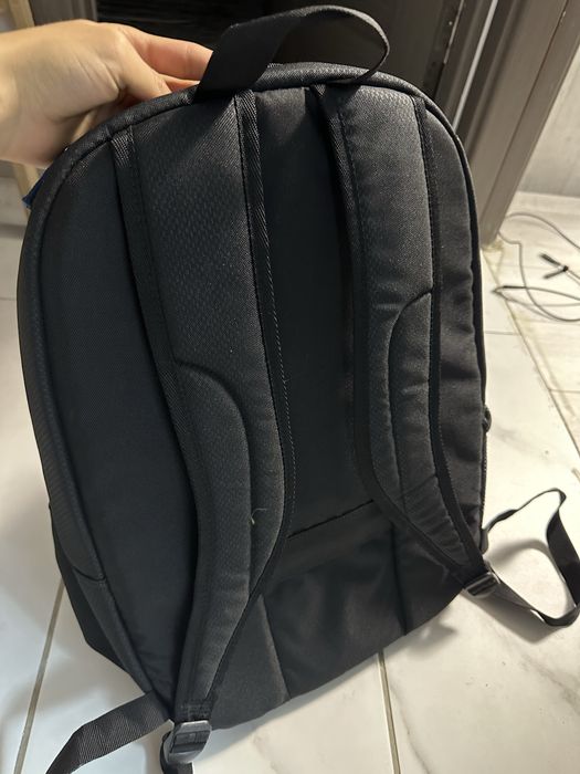 Vand ghiodan de laptop cu 3 buzunare