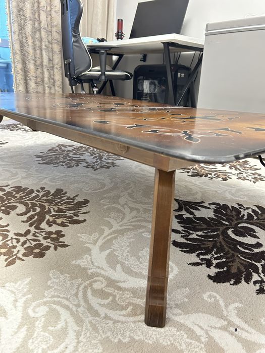 продам стол почти новый