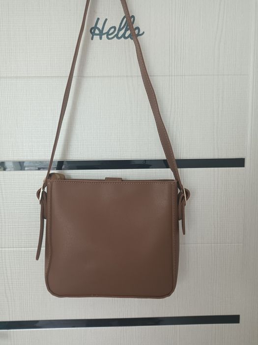 Продам сумки новые .