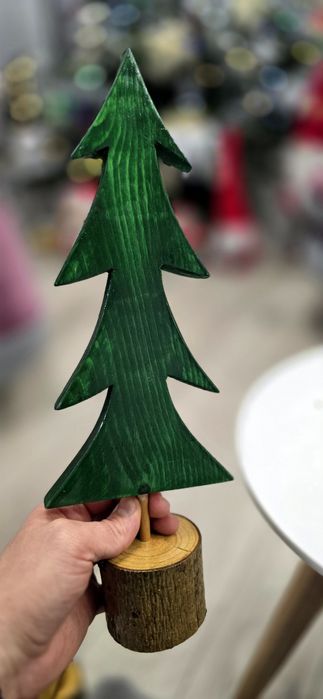 Braduti din lemn pentru Craciun