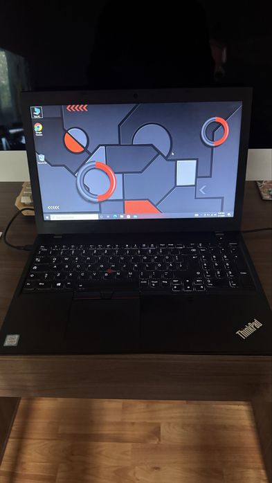 Laptop Lenovo T580