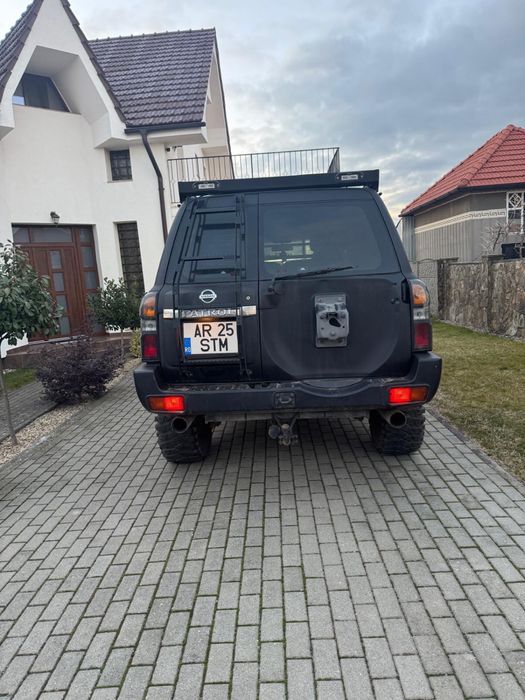 Nissan Patrol y61 GU4