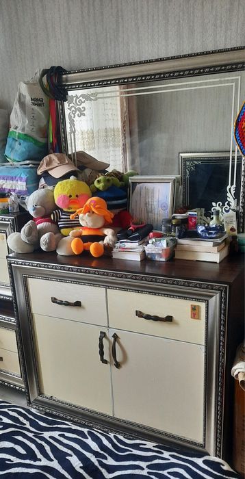 Спальный гарнитур