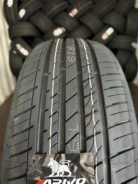 Нови Летни Гуми Arivo Ultra Arz5 235/55R19 105V Xl Нов Dot