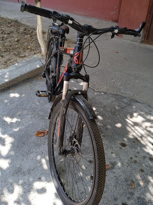Velosiped sotiladi yangii