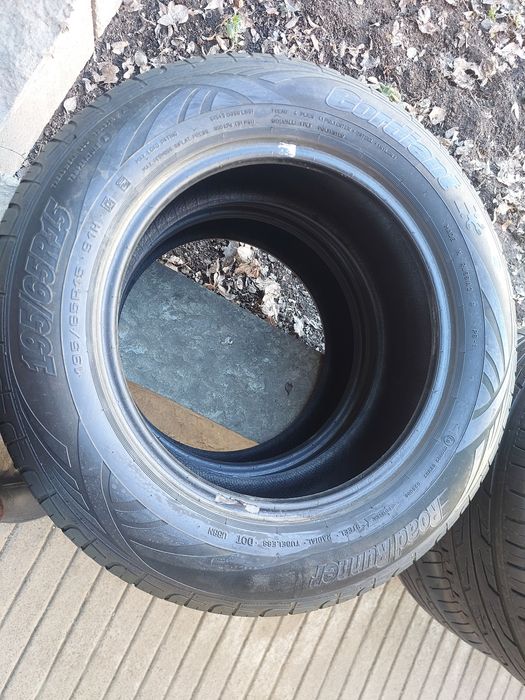 Продам шины на легковую машину